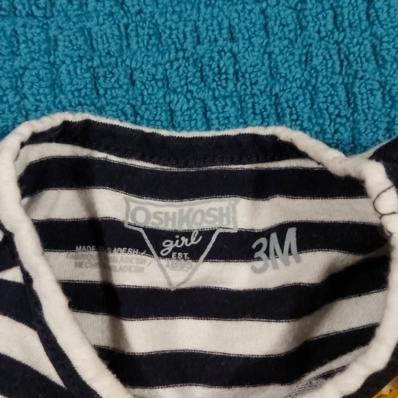 Osh kosh Girls shirt - Picture 2 of 4
